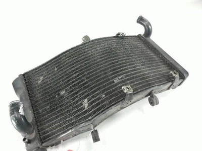 98 99 Honda CBR900RR CBR 900 RR Radiator Damaged - Image 1 of 4