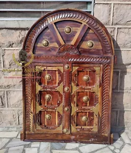 Ventana vintage de madera con talla y trabajo de latón/ventana envejecida/arte étnico - Imagen 1 de 8