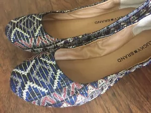 NEU Lucky Brand Emmie Ballerinas US Damen 8,5 Picante MOD RETRO ANTHRO BOHO - Bild 1 von 12