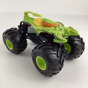 Hot Wheels Monster Trucks Scorepedo Scorpion Large 1:24 Vehicle Toy DieCast Car - Picture 1 of 7