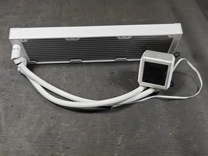 Lian Li CPU Cooler - No Accessories, As-Is, High Performance - Afbeelding 1 van 7