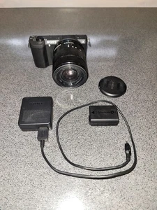 Sony Alpha A5100 24.3MP Digital Camera Black 16-50mm Lens Battery Charger EUC * - Picture 1 of 9