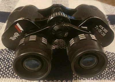 Binoculares vintage Traq Zoom 7x-15x35 FOV 7x 300 ft a 1000yds funciona muy bien  Foto 1 de 4