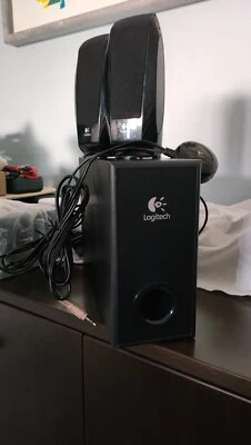 Logitech S220 Speakers con subwoofer 2.1 per PC - Immagine 1 di 2
