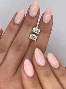 2,72 ct IGI-zertifiziert im Labor gezüchteter Diamant Ohrstecker Smaragdschliff 14 K Weißgold - Bild 1 von 3