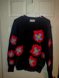Thc Sweater Red And Black Bloom Flowers - Picture 1 of 4