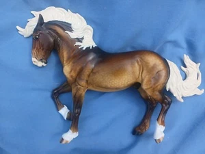 Breyer Custom Mustang (Mojave) Dappled Chocolate Palomino Horse Statue OOAK - Bild 1 von 4