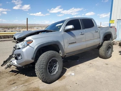 Consola piso delantero con cargador inalámbrico compatible con 16-23 TACOMA 2444210 Foto 1 de 4