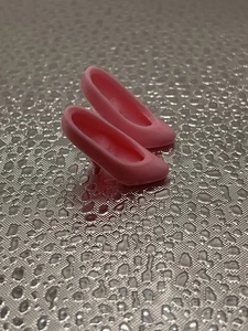 Vintage Superstar Barbie Clone hellrosa High Heel Pumps Schuhe geschlossene Zehe 28 - Bild 1 von 5