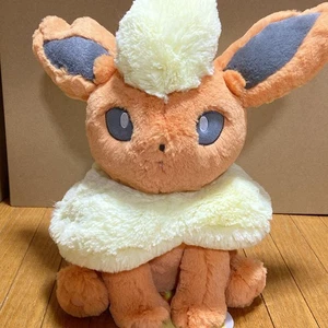 Pokémon Center Fluffy Hug Plush Eevee Evolution Flareon Unused - Picture 1 of 2