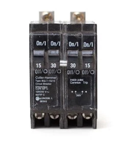 BQLT-15-230 - Commander 15/30/30/15 amp Quad Circuit Breaker - Picture 1 of 3