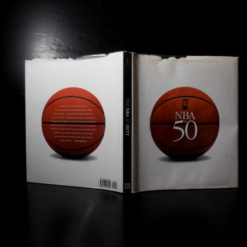 N23.642 NBA at 50 National Basket-ball Association USA 1996 livre illustré sport