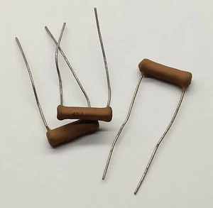 3 Stk. Dogbone (Röhren) Keramik Kondensator 47pF 20% 500 V  - Bild 1 von 1