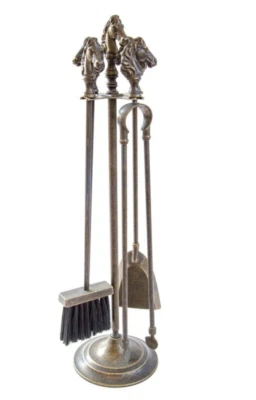 LINEA CAVALLO CRUCCOLINI SET CAMINO in ottone brunito massiccio con trespolo - Immagine 1 di 3