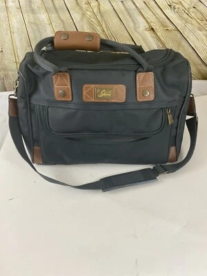 Bolsa de equipaje Skyway verde militar de nailon para el hombro fin de semana 15 L X 11 H Foto 1 de 4