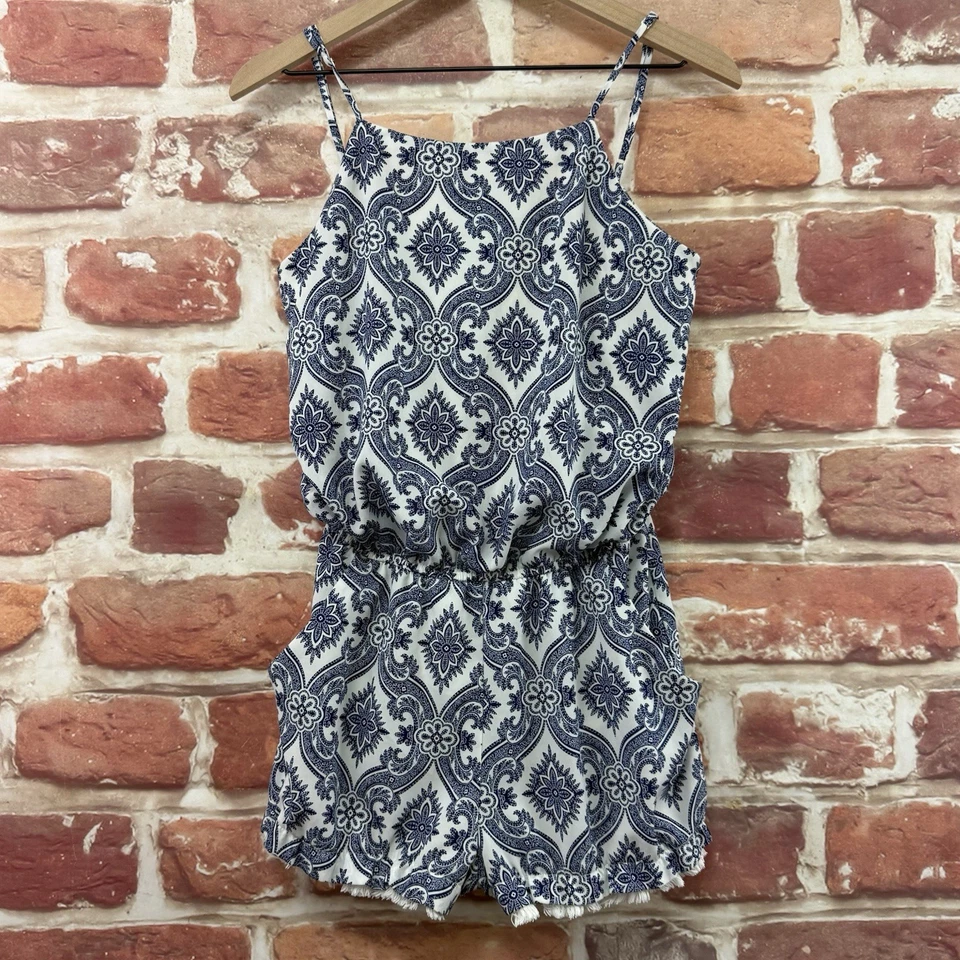 Pantalones Cortos Bisou Bisou Mameluco Mujer 6 Azul Blanco Boho Abstracto Flecos Borde Informal Foto 1 de 4