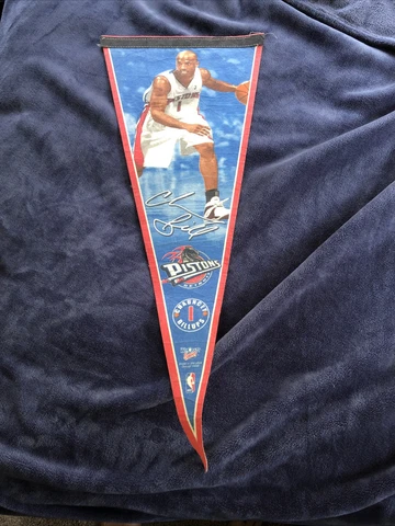 Vintage Chauncey Billups Detroit Pistons NBA Basketball Vertical Felt Pennant Cover