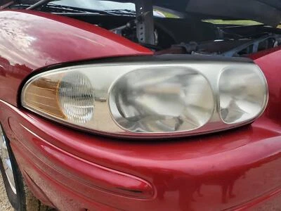 Conjunto de farol dianteiro destro (nublado) 2000-2005 Buick LeSabre - Imagem 1 de 4