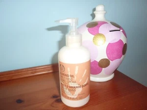 The Body Shop Almond Oil Daily Hand & Nail Cream 250ml Pump Action - Picture 1 of 2