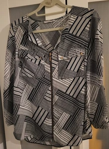 Womens Black And White Blouse Size 14 Very Good Condition - Picture 1 of 9