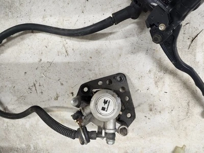 1991 KAWASAKI ELIMINATOR 250 EL250B FRONT BRAKE MASTER CYLINDER AND CALIPER  - Image 1 of 4