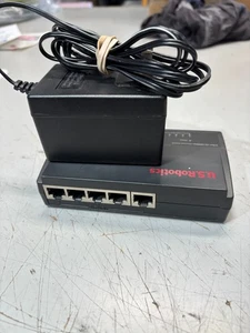 Switch Ethernet 5 porte 10/10Mbps - Foto 1 di 3