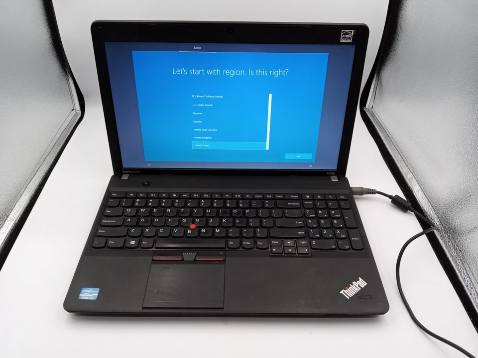 Lenovo ThinkPad E530c 15" Laptop Intel i3-2328M 4GB RAM 250GB HDD Windows 10 -RR - Image 1 of 4