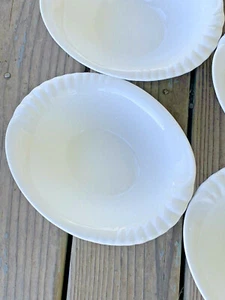 White long dish ceramic Scallop plate 9 inches from Korea Fish Dish Set of 6 - Picture 1 of 7