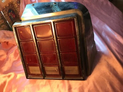 Oldsmobile Cutlass Supreme 1980 1983 lente de luz trasera izquierda GM Guide 1981 1982 Foto 1 de 4