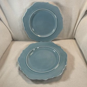 Threshold Wells bridge Aqua Blue Dinner Plates Scallop Rim - Picture 1 of 4