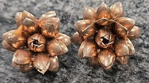 Vintage Ohrringe roségoldfarben Schraubverschluss große Blume floral - Bild 1 von 5