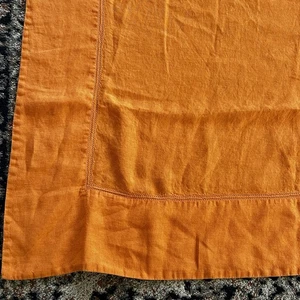 Williams Sonoma Hemstitched Tablecloth 100% Linen Pumpkin Orange 103x67" - Picture 1 of 5