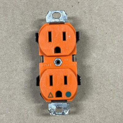 Leviton 5262-IG Duplex Outlet Receptacle 15A 125V 2 Pole 3 Wire HOSPITAL Grade - Image 1 of 4