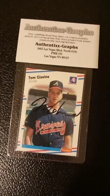 certified autograph 1988 FLEER TOM GLAVINE / ATLANTA BRAVES NM  ROOKIECARD #539 - Image 1 of 4