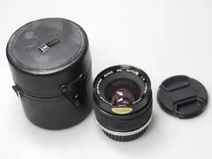 Olympus OM Zuiko Auto-W MC 35mm F2 - Picture 1 of 2