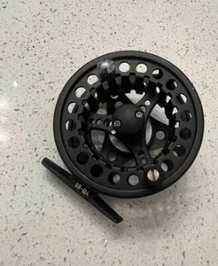 Fliegenrolle Chi Tian YB-85 mittelschwer - UNBENUTZT - Bild 1 von 5