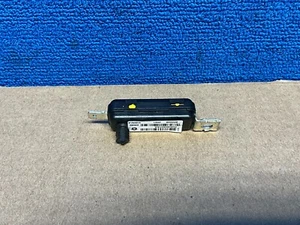 2011 - 2019 DODGE CHARGER RADIO ANTENNA CAPACITOR MODULE OEM P05064937AA - Bild 1 von 6