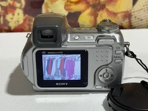 Sony DSC-H2 Cyber Shot Super Steady Shot Digital 6.0MP Camera Tested - Picture 1 of 22
