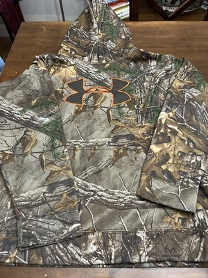 Under Armour Sweater Hoodie Boys XL Camouflage Green RealTree Xtra Storm Graphic - Image 1 of 4