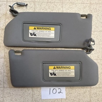 Juego de pares de parasoles Honda Odyssey 2005-2010 diestro derecho izquierdo gris iluminado OEM Foto 1 de 4