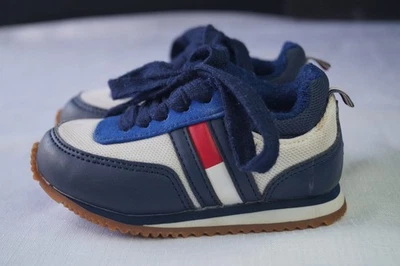 Tommy Hilfiger Zapatillas para Niños Pequeños - Azul Marino/Blanco/Rojo | Estilo Retro Clásico | Talla In Foto 1 de 4