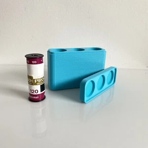 120mm Film holder / storage container - 3D Printed Light Blue Film Not included. - Foto 1 di 3