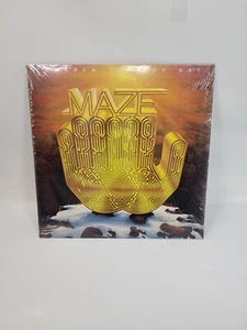 MAZE FEAT. FRANKIE BEVERLY GOLDEN TIME OF DAY LP 1978 - Picture 1 of 6