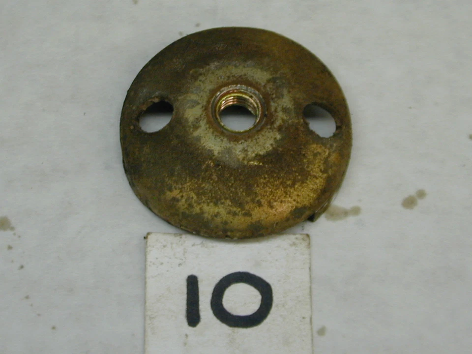 Red Max G20LS Weed Eater Trimmer OEM - Starter Cup - Image 1 of 1