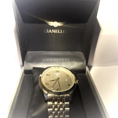 Reloj premium para hombre de acero inoxidable NY London a rayas doradas. Foto 1 de 3