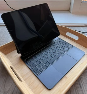 Apple iPad Pro 13 M4, 256GB, Cellular, Space Black,  With Magic Keyboard & Mouse - Picture 1 of 6