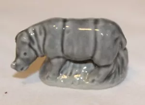 Red Rose Tea Figurine, Wade Collectible animal, Made in England, Rhinoceros - Picture 1 of 6