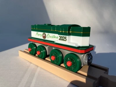 EMD GP9 Merry Christmas #2025 - Compatível com ferrovia de madeira, impressão 3D - Imagem 1 de 4