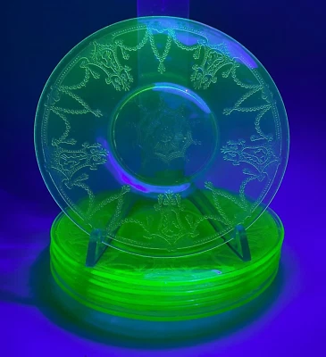 Platos de postre vintage vaselina uranio camafeo bailarina verde 6" | Juego de 6 Foto 1 de 4