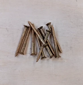 10 x Countersunk Slotted Brass Wood Screws 8 x 1 3/4 - Foto 1 di 2